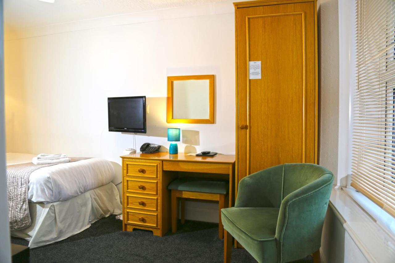 Westberry Hotel Bodmin Esterno foto