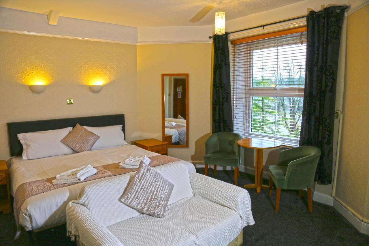 Westberry Hotel Bodmin Esterno foto
